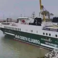سفينة في ميناء ايطالي