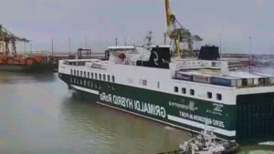 سفينة في ميناء ايطالي